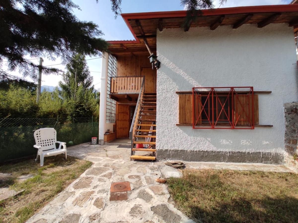 Appartamento Con Giardino Privato. Rubiana Exterior photo